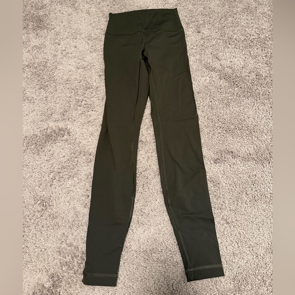 Lululemon leggings size 4